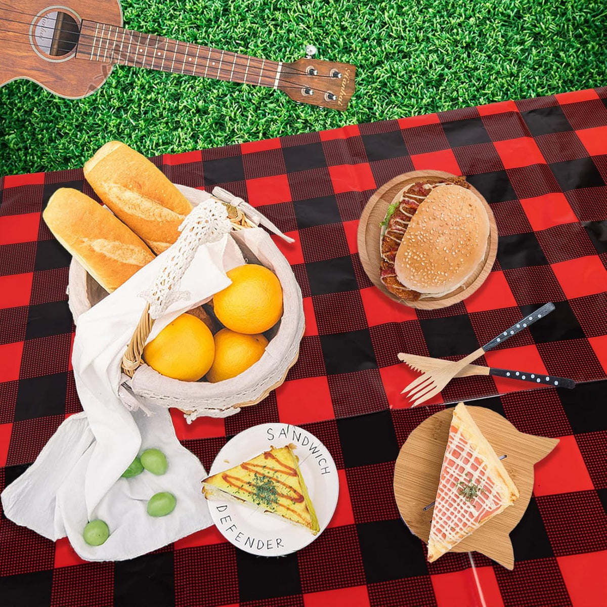 Kesfey Red and Black Gingham Tablecloth Christmas Party Table Cover 3 Packs