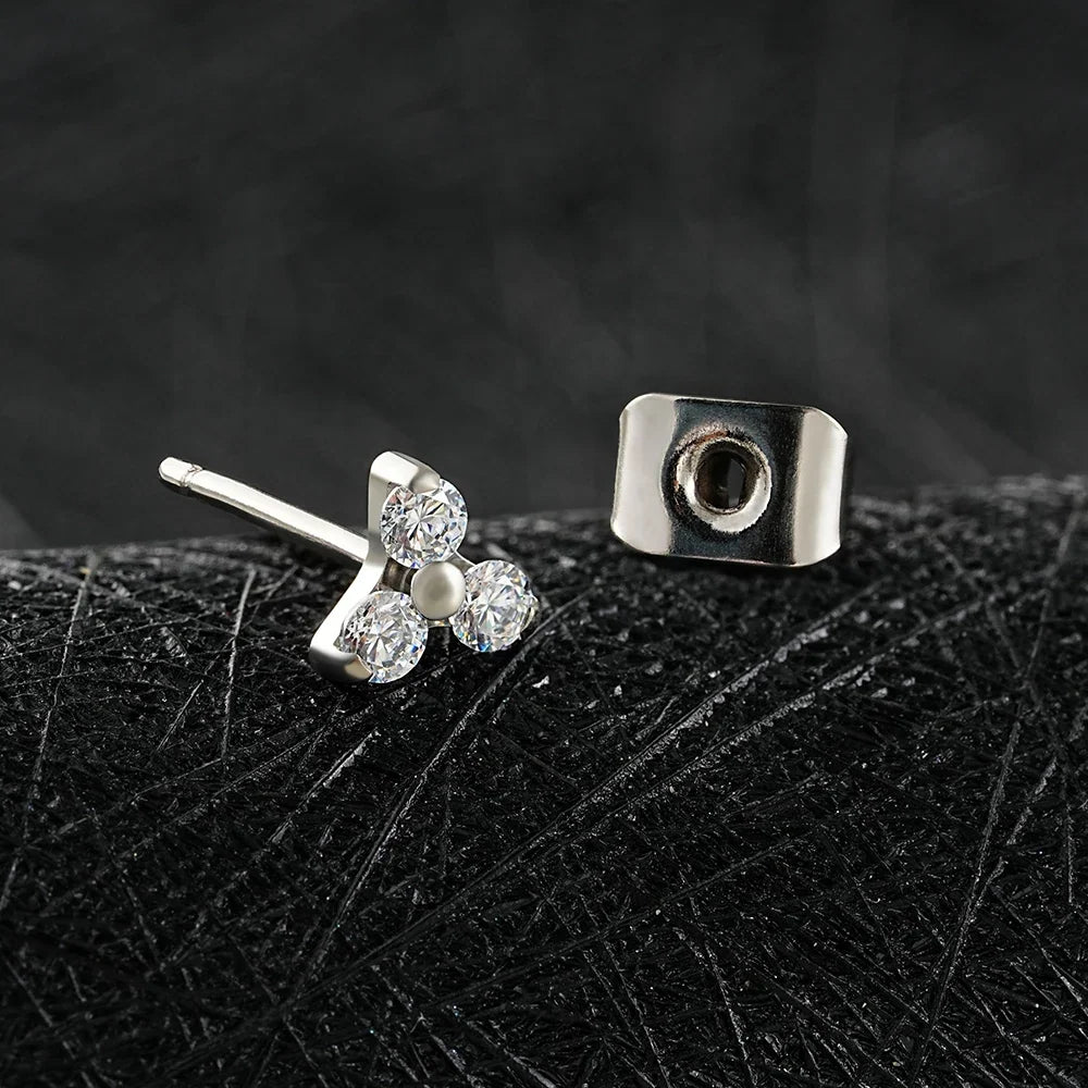 1 Pair Right Grand ASTM F136 Titanium 20G Trinity CZ Stud Earrings Simple Hypoallergenic Triple Flower Cartilage Earring Set